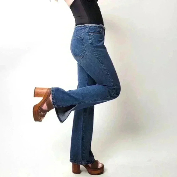 Vintage Y2K ESPIRIT Raw Hem Low Rise Wide Leg Bellbottoms - 6 - Picture 1 of 9